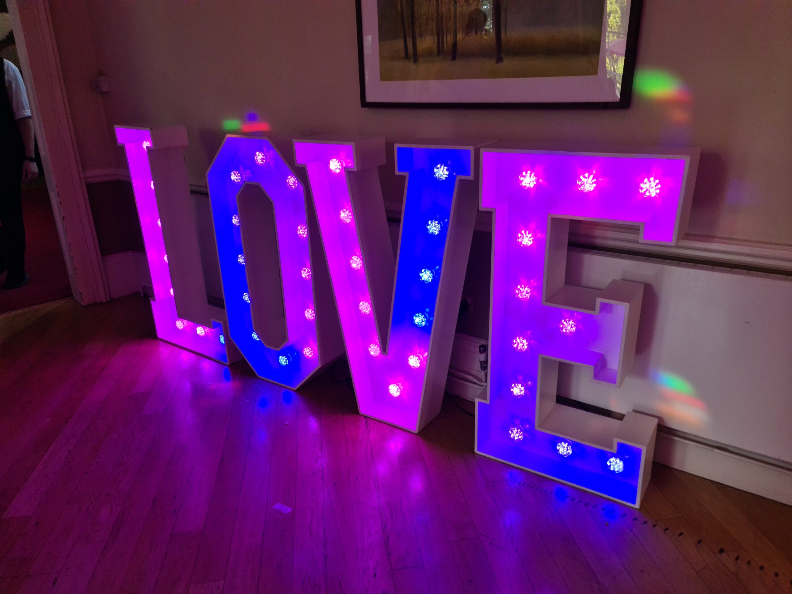 The Coseners House with Oxford Discos in Oxfordshire Restaurant Love Letters